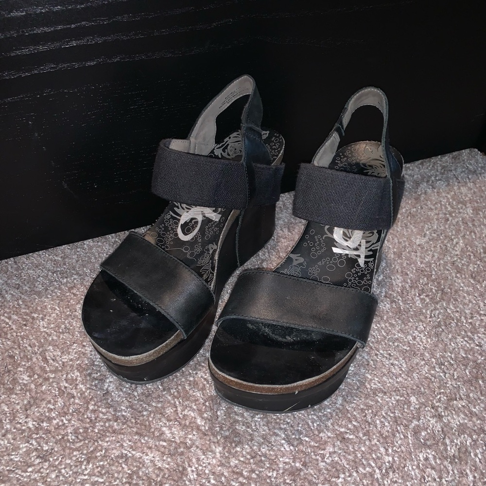 OTBT Black Bushnell Wedge Heels - Sz 7.5